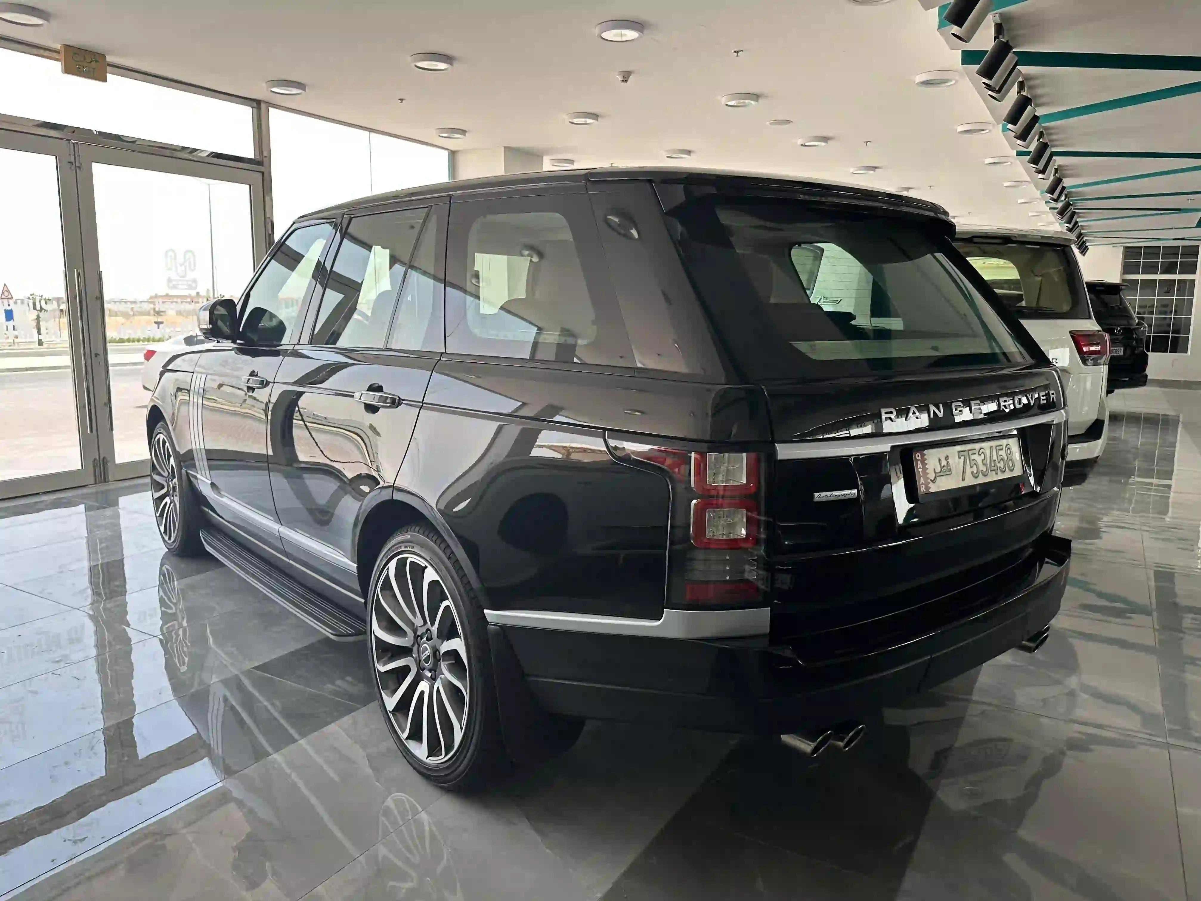 Land Rover Range Rover Vogue Autobiography 2015 - Image 3