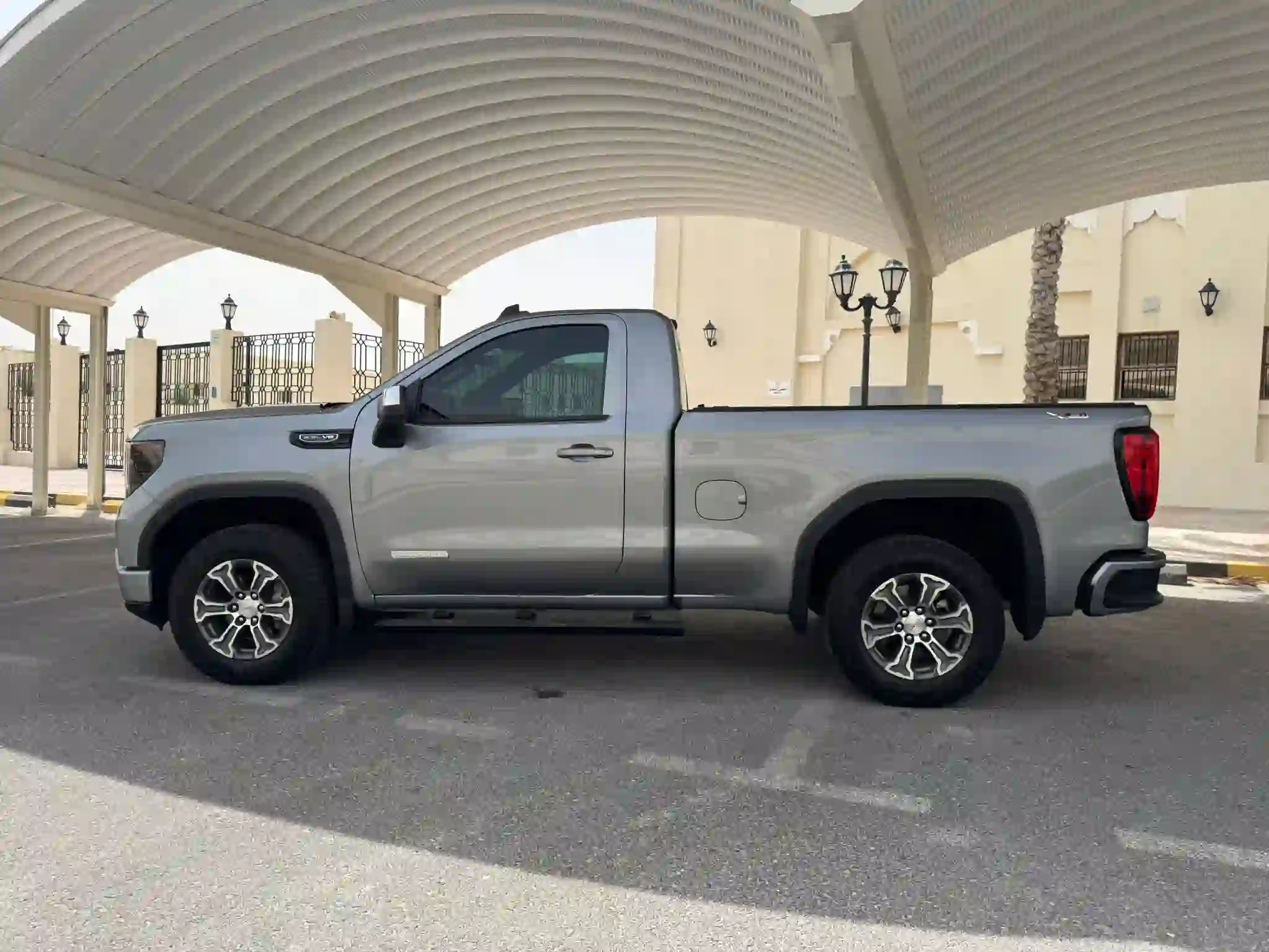GMC Sierra Elevation  2025 - Image 4