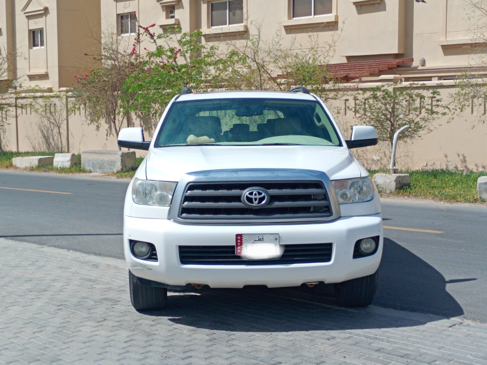 Toyota Sequoia SR5 2012 - Image 2
