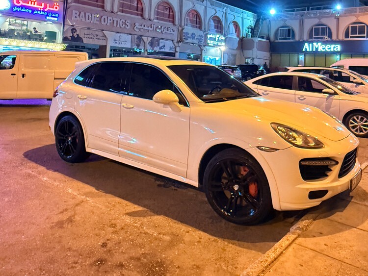 Porsche Cayenne Turbo  2011