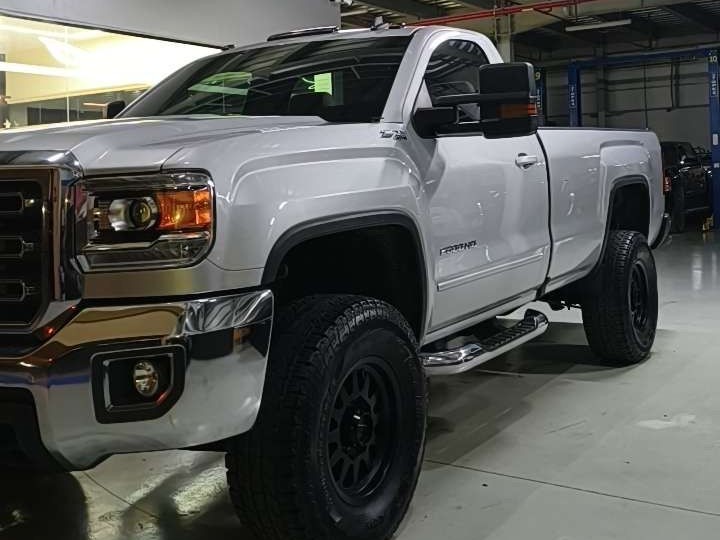 GMC Sierra 2500 HD 2018 - Image 3