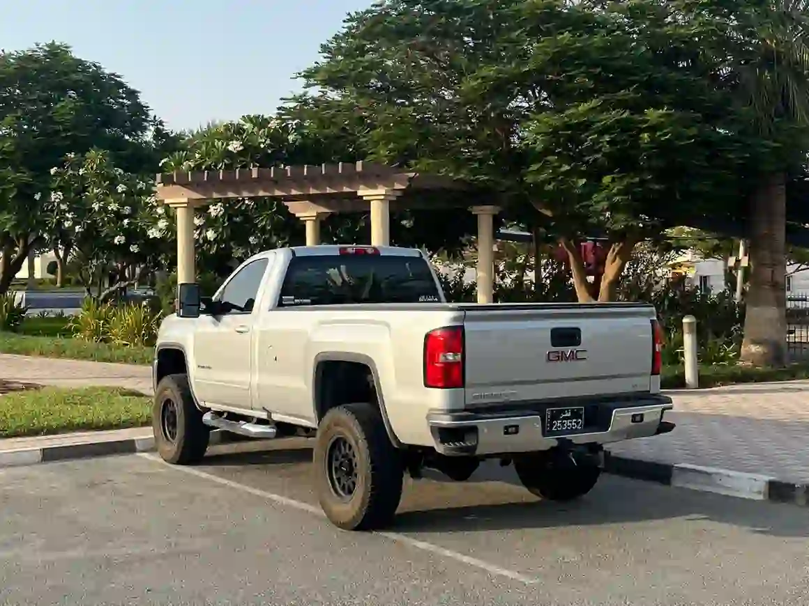 GMC Sierra 2500 HD 2018 - Image 4