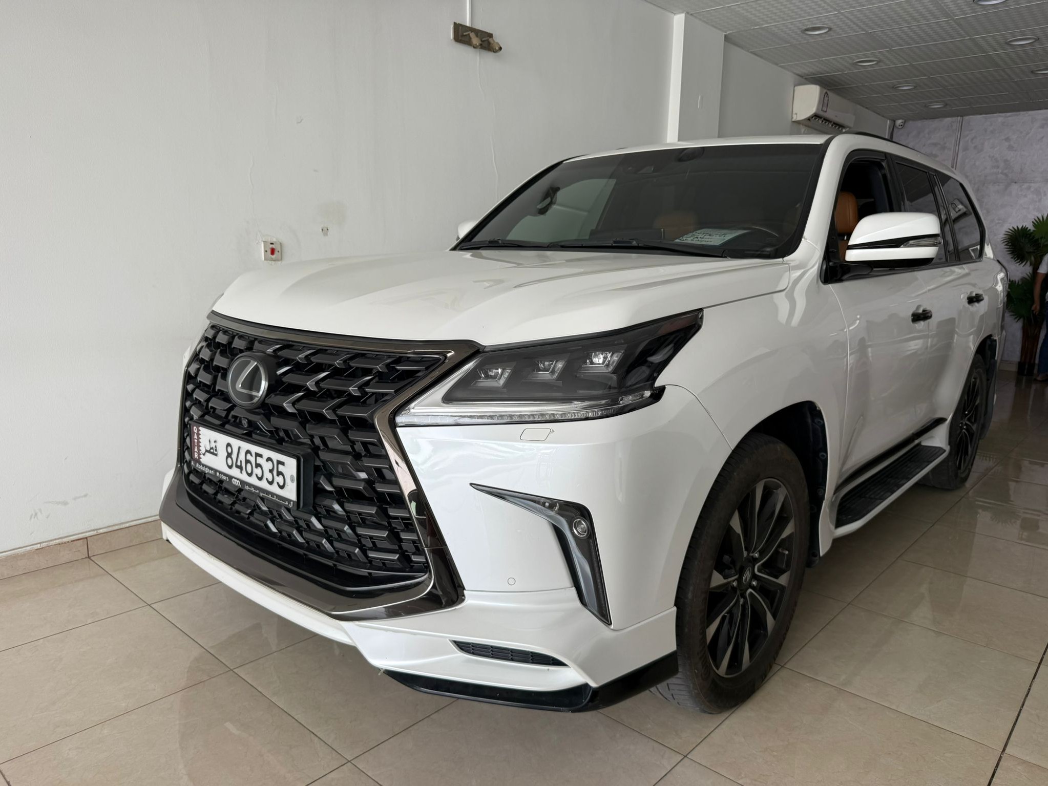 لكزس ال اكس 570 اس بلاك ادشن  2021
