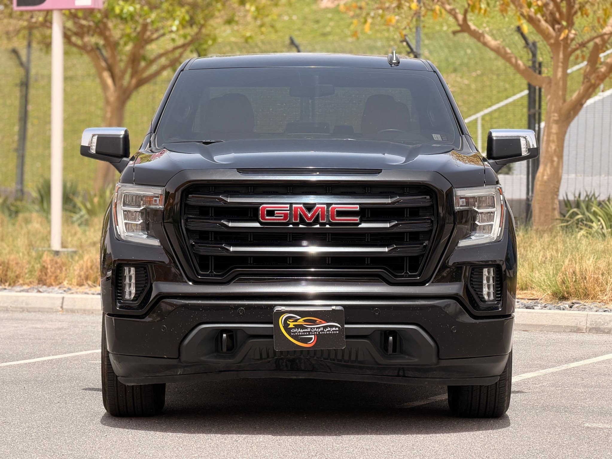 GMC Sierra Elevation  2019 - Image 2