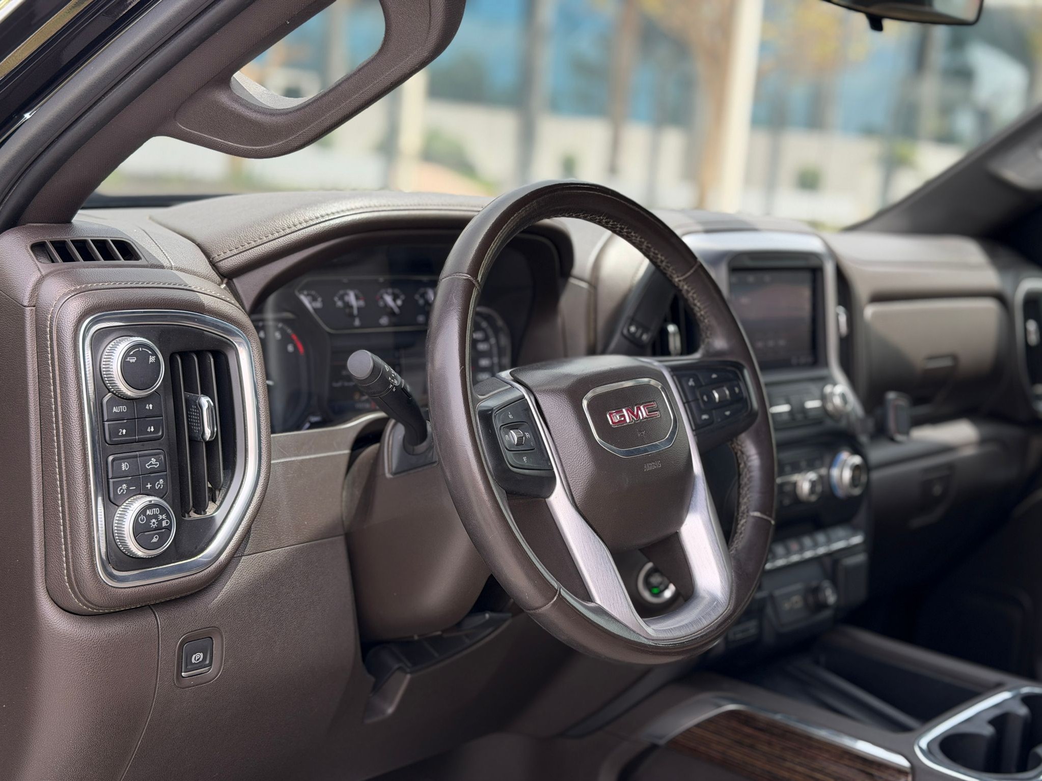 GMC Sierra Elevation 2019 — photo 11 for sale in Qatar