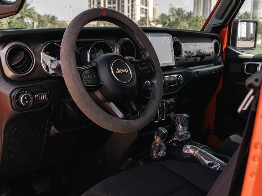 Jeep Wrangler Unlimited 2020 - Image 2