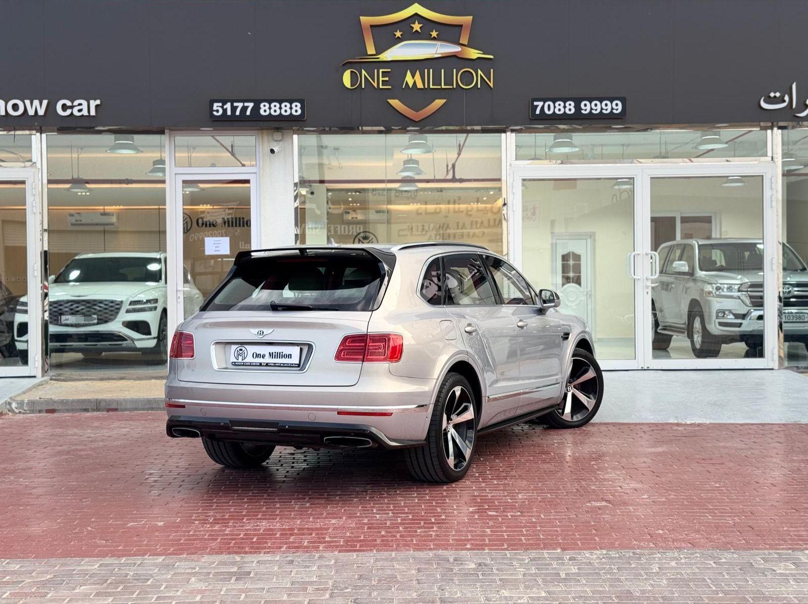 Bentley Bentayga First Edition 2017 - Image 3