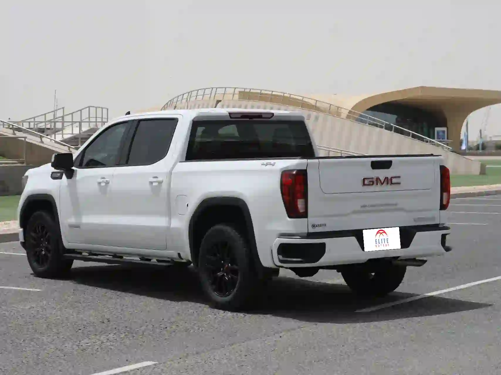 GMC Sierra Elevation 2024 — photo 9 for sale in Qatar