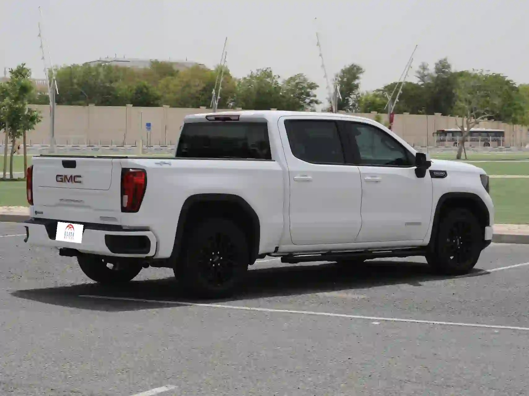 GMC Sierra Elevation 2024 — photo 11 for sale in Qatar