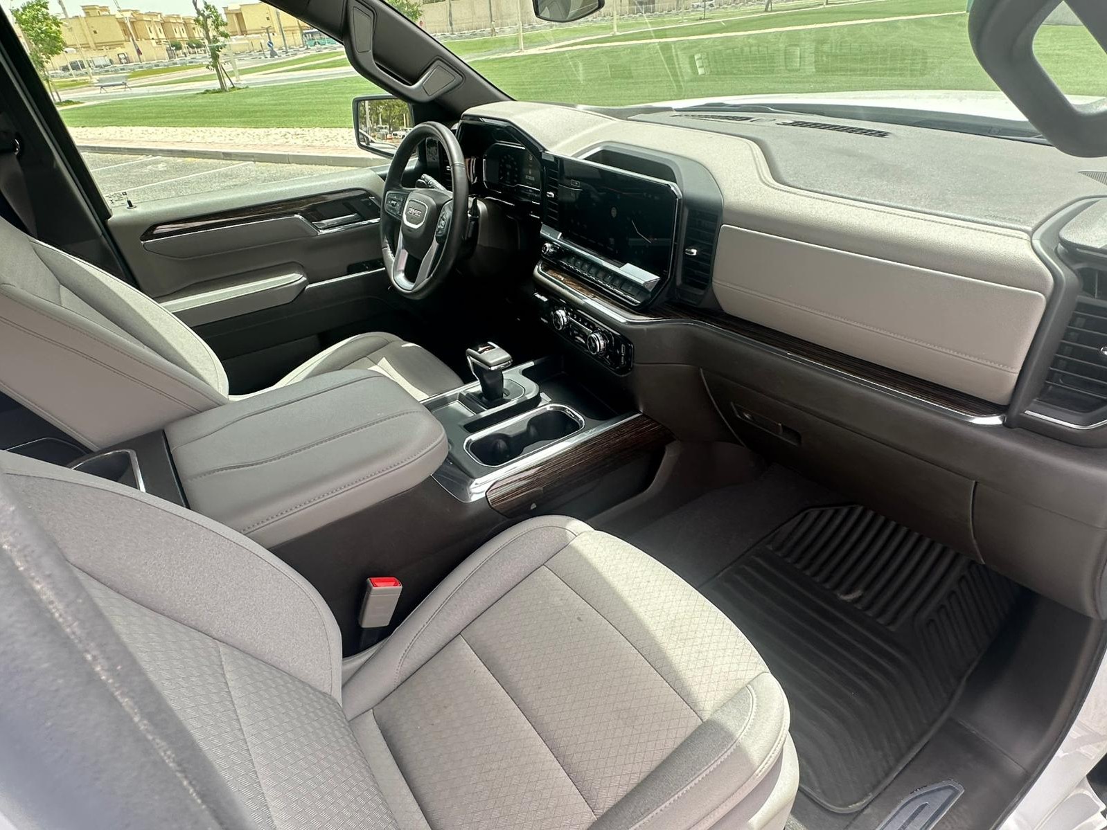 GMC Sierra Elevation 2024 — photo 14 for sale in Qatar