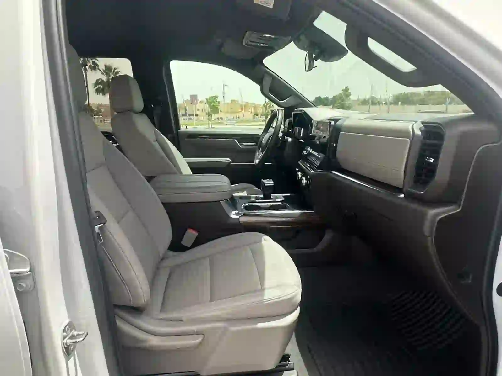 GMC Sierra Elevation 2024 — photo 16 for sale in Qatar