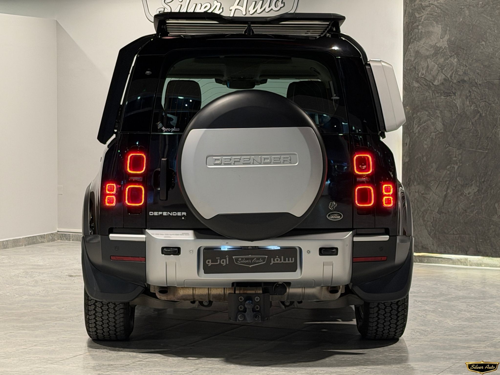 Land Rover Defender 110 2020 - Image 3