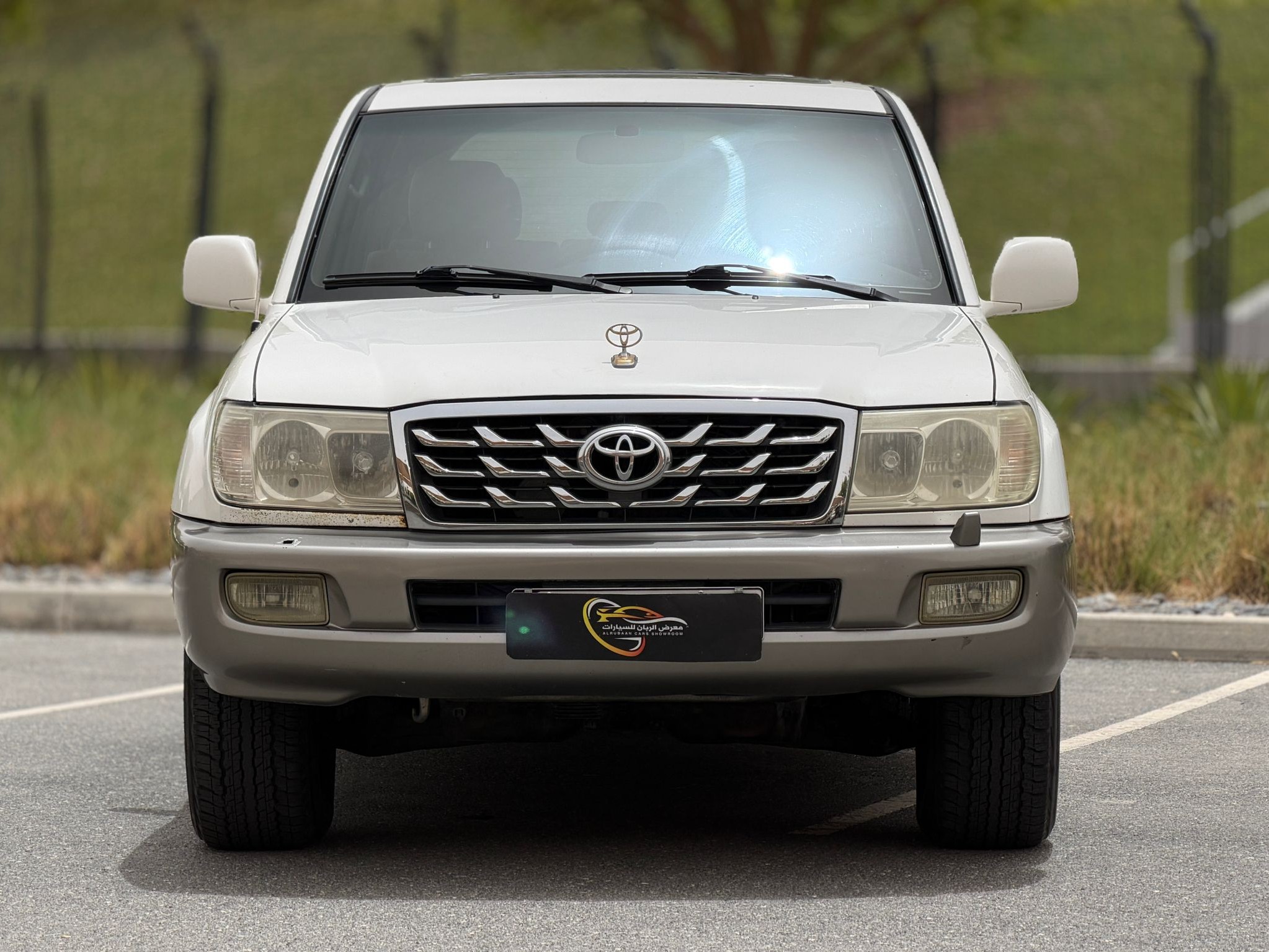 Toyota Land Cruiser GXR v6 2007 - Image 2