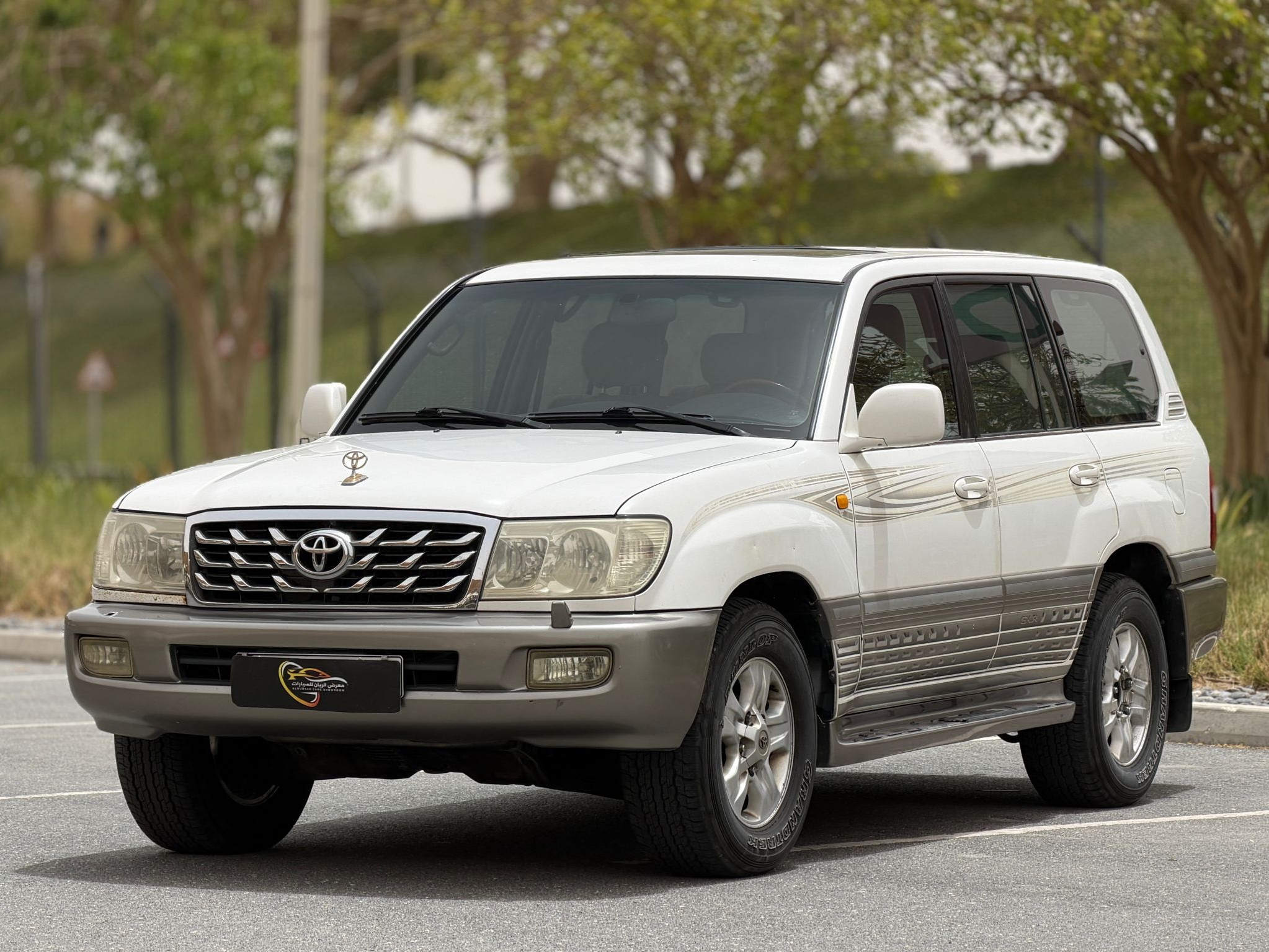 Toyota Land Cruiser GXR v6 2007 - Image 3