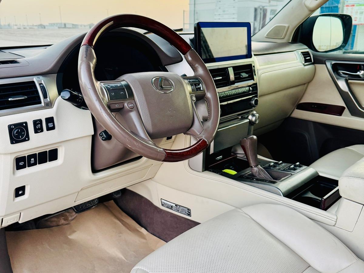 Lexus GX 460 2014 — photo 10 for sale in Qatar