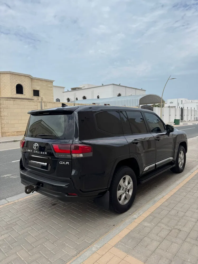 Toyota Land Cruiser GXR Twin Turbo 2023 - Image 2