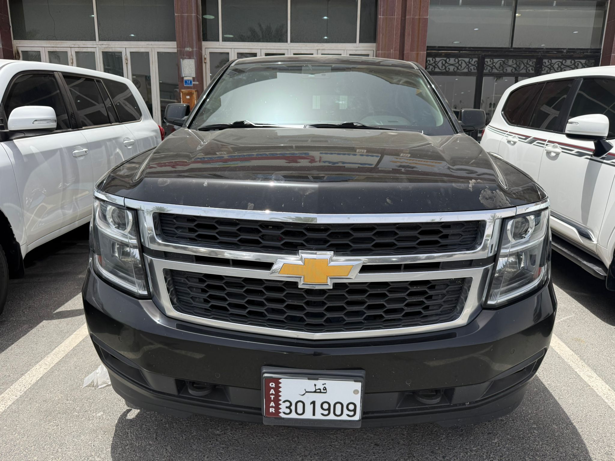 Chevrolet Suburban LT 2018 - Image 2