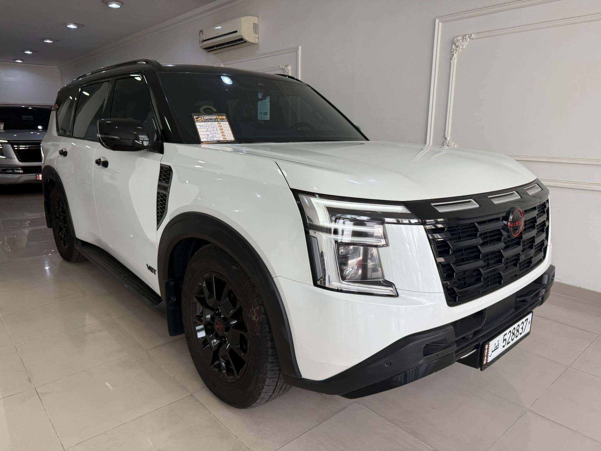 Nissan Patrol PRO--4X 2025