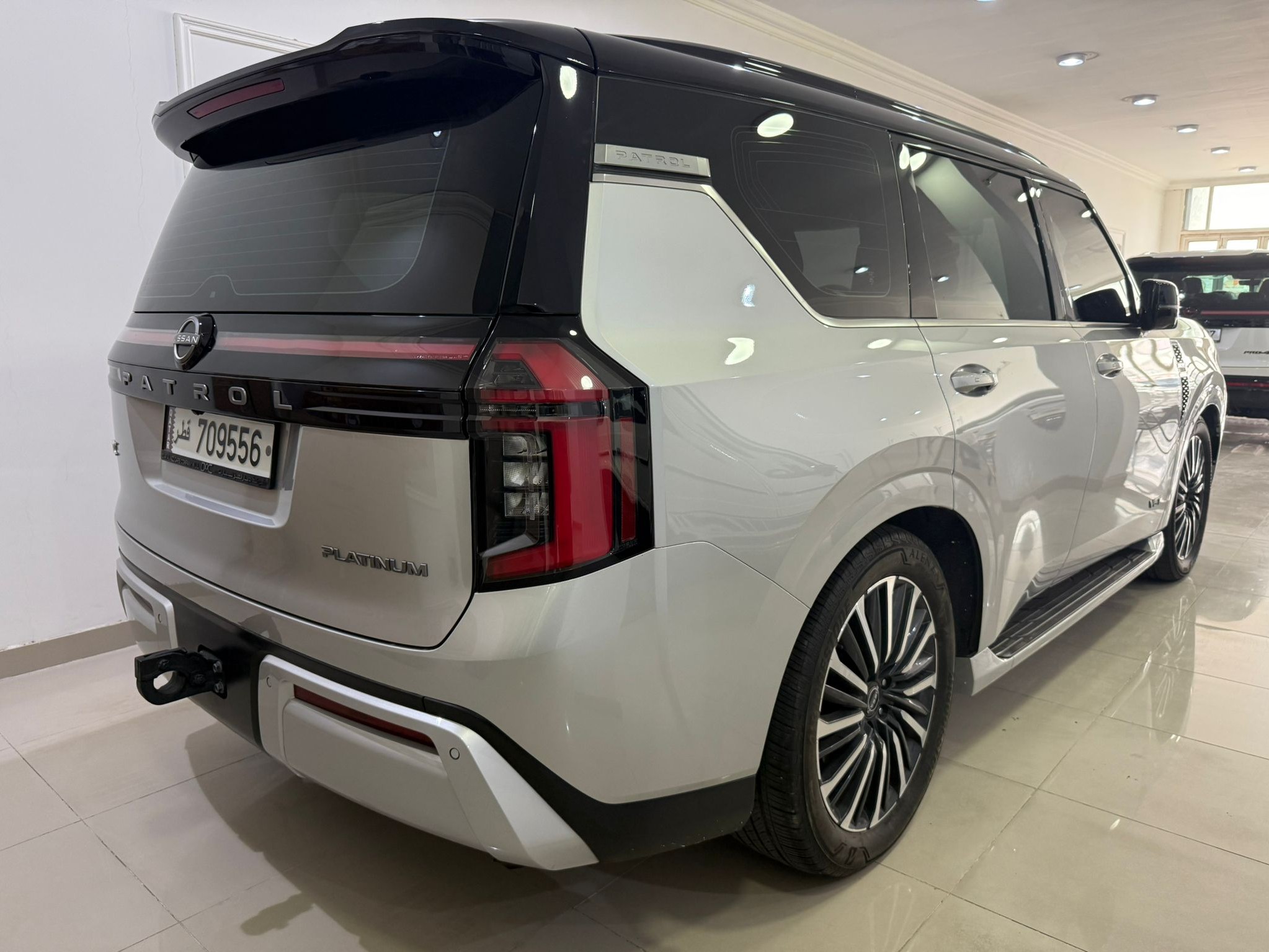 Nissan Patrol Platinum Twin Turbo  2025 - Image 3