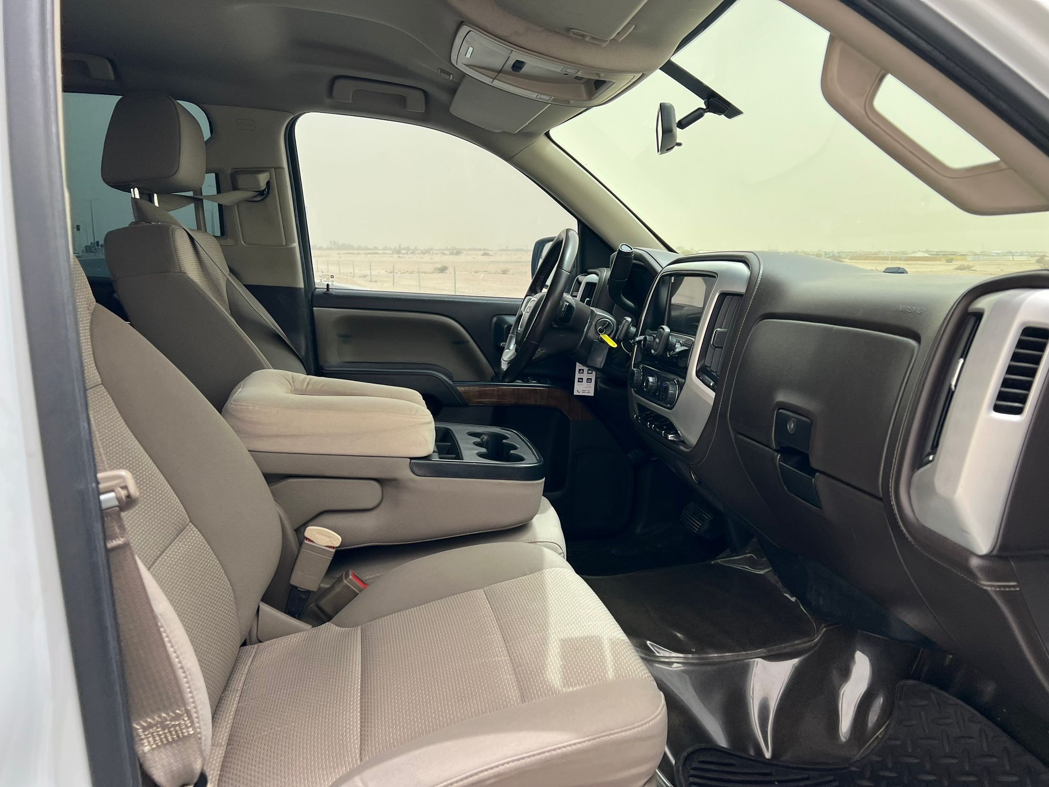 GMC Sierra SLE 2016 - Image 2