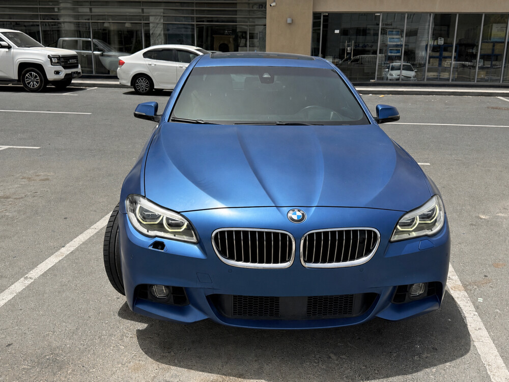 BMW 5-Series 550 i 2014