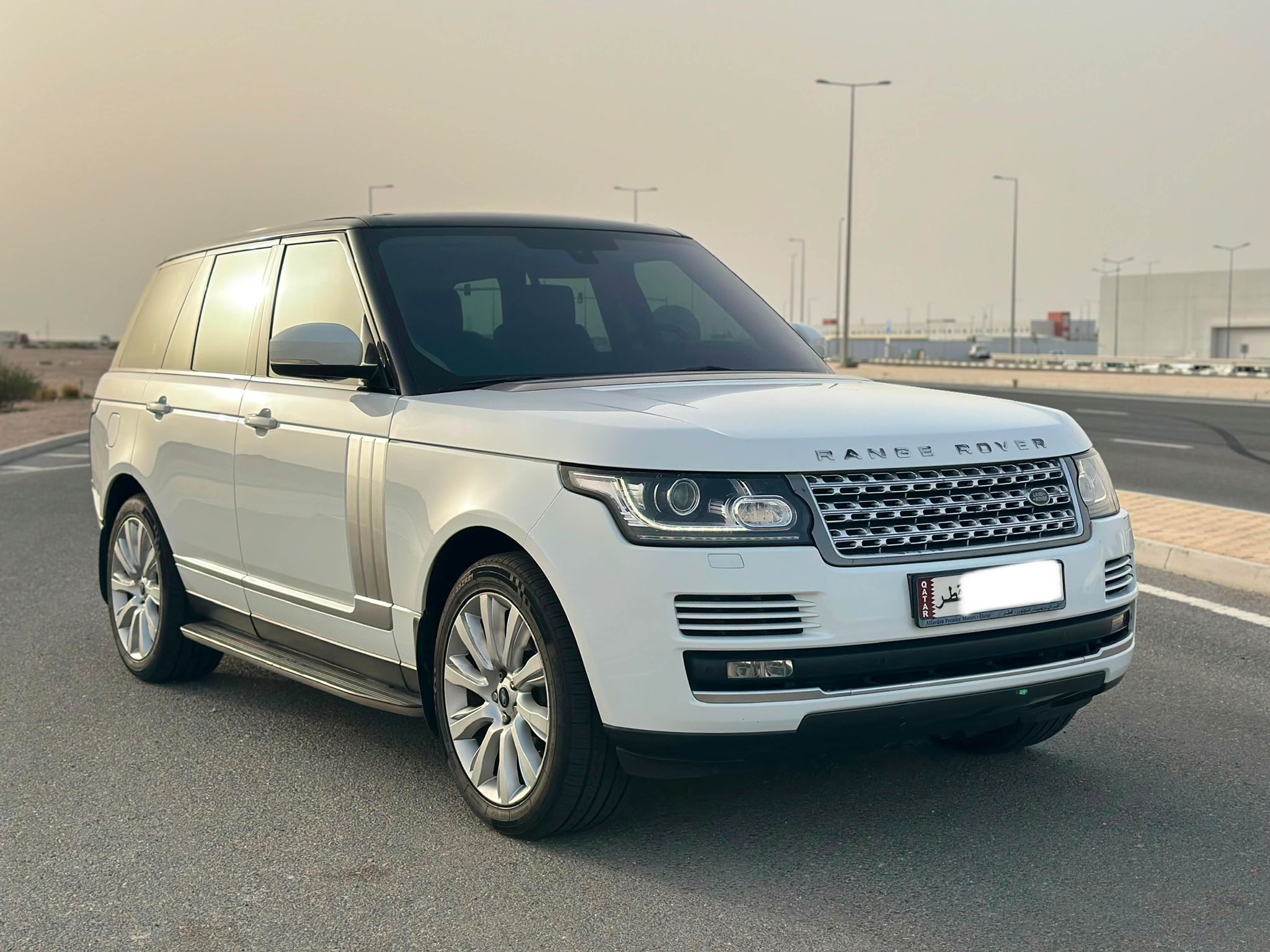 Land Rover Range Rover Vogue 2015 - Image 2