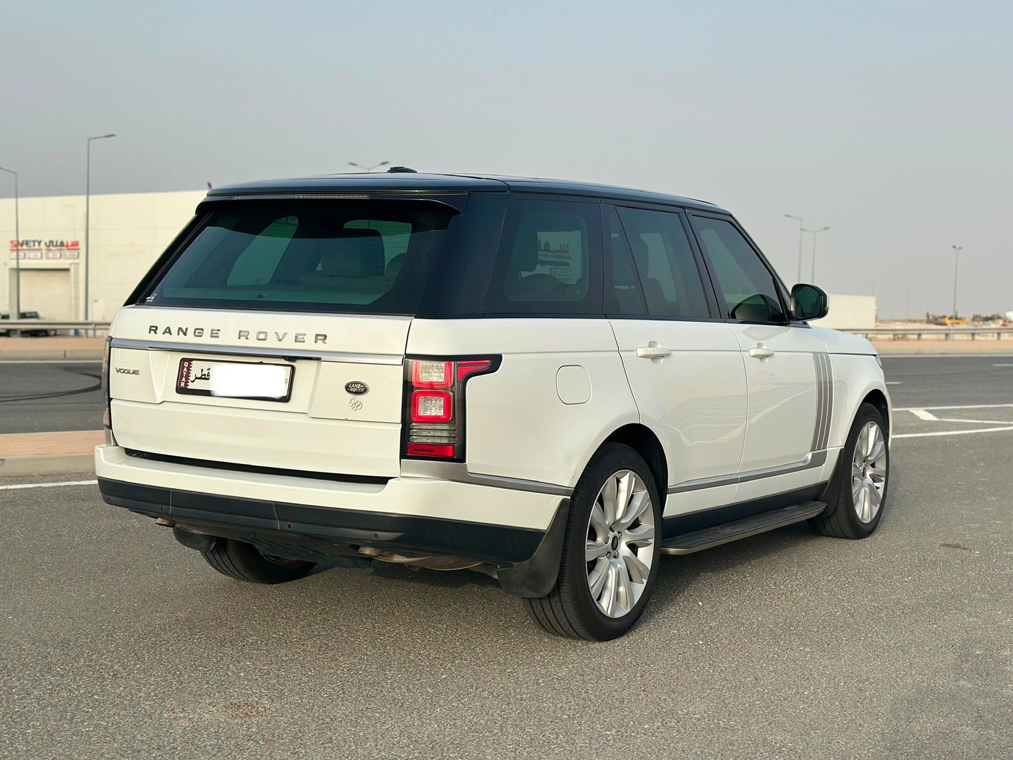 Land Rover Range Rover Vogue 2015 - Image 3