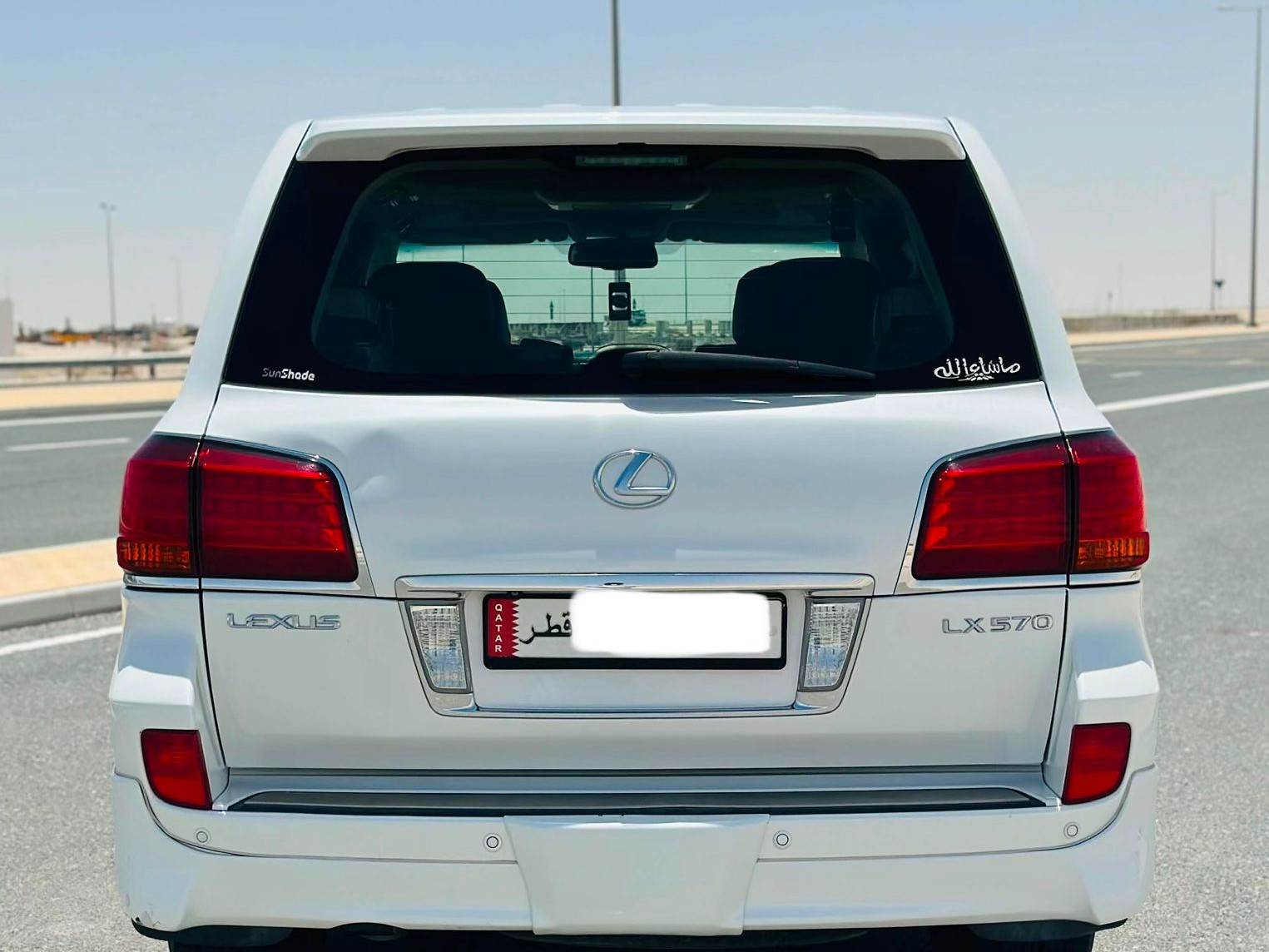 Lexus LX 570 2010 - Image 4