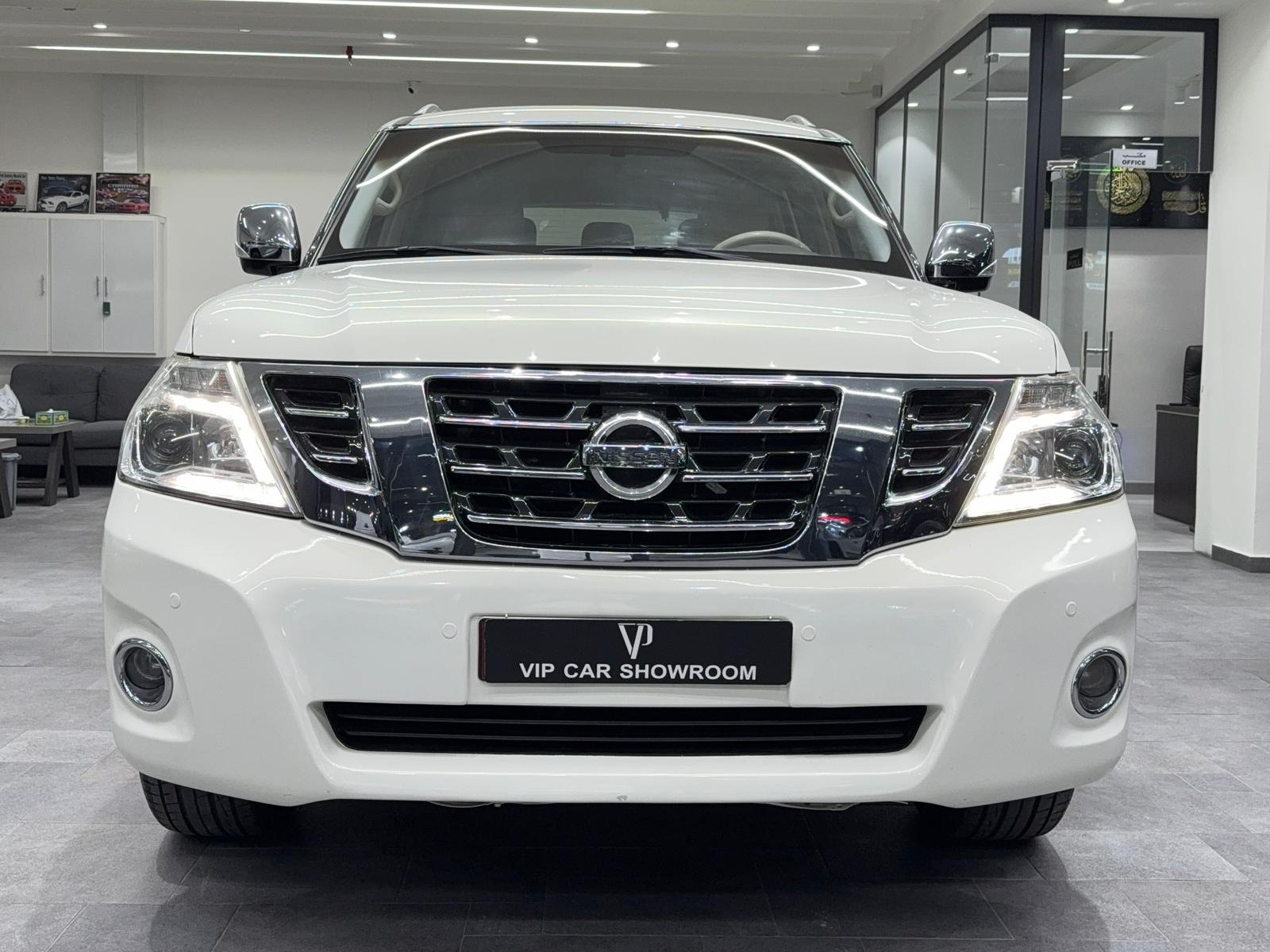 Nissan Patrol  Platinum 2010 - Image 3