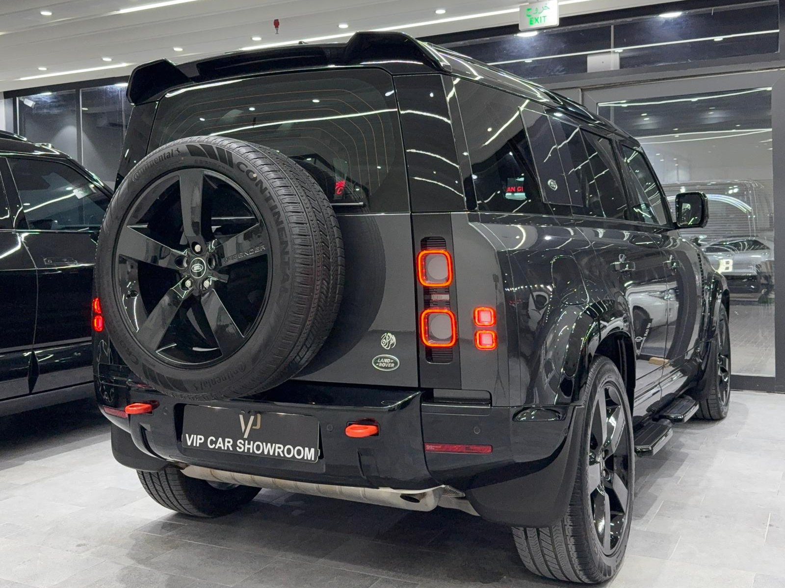 Land Rover Defender 110 2.0i4 X-Dynamic SE 2023 - Image 4