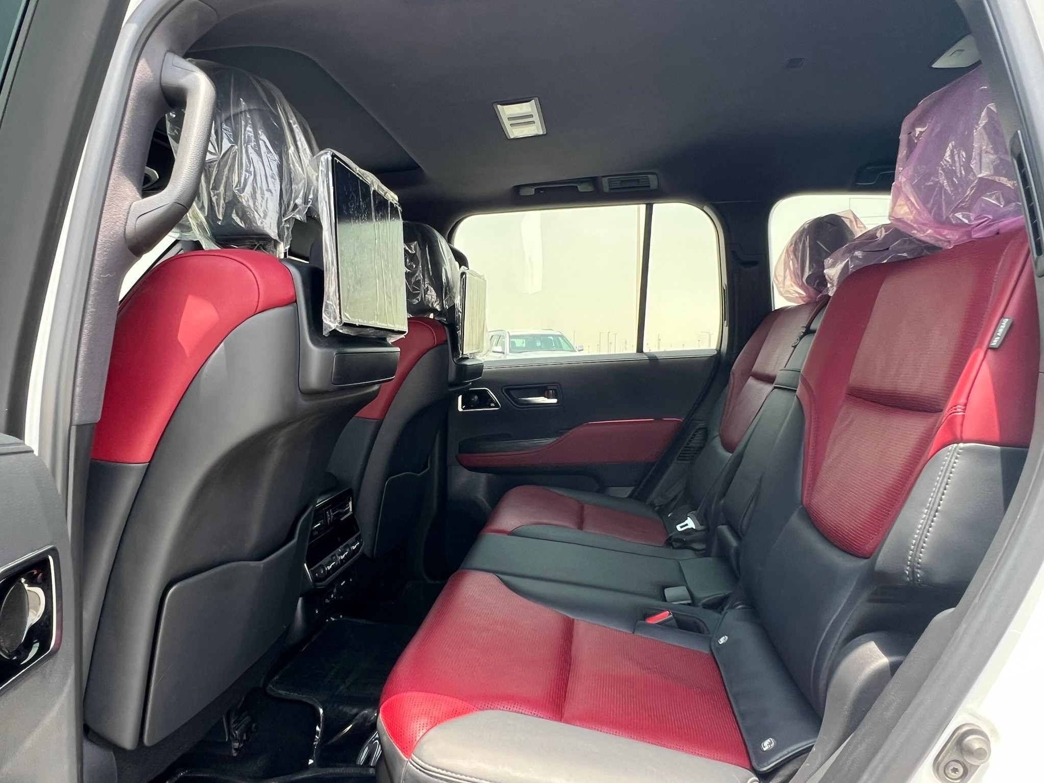 Toyota Land Cruiser VX.R 2025 - Image 4