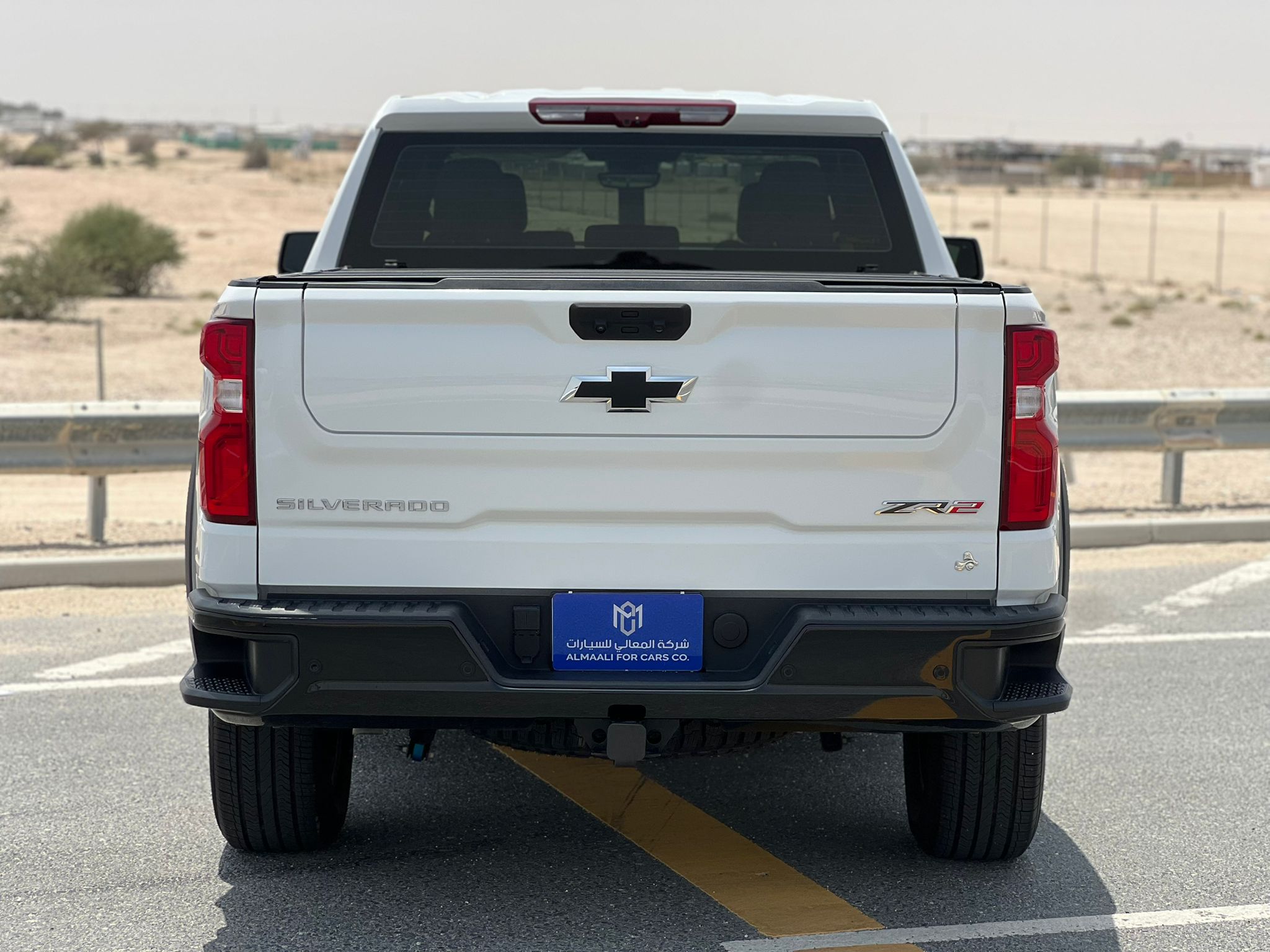 Chevrolet Silverado ZR 2 2025 - Image 2