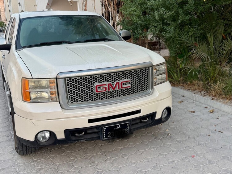 GMC Sierra Denali 2012