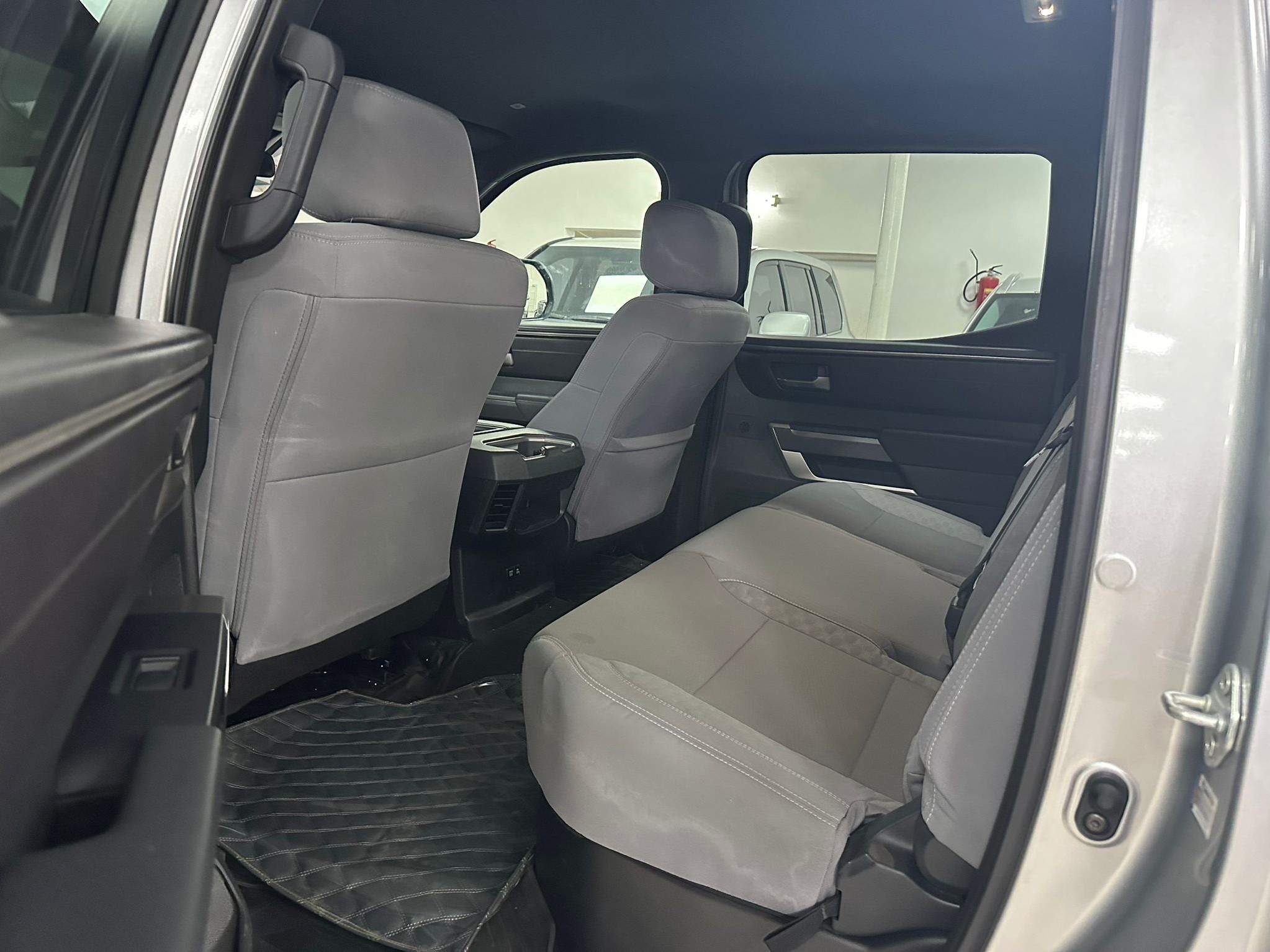 GMC Sierra 2022 - Image 2