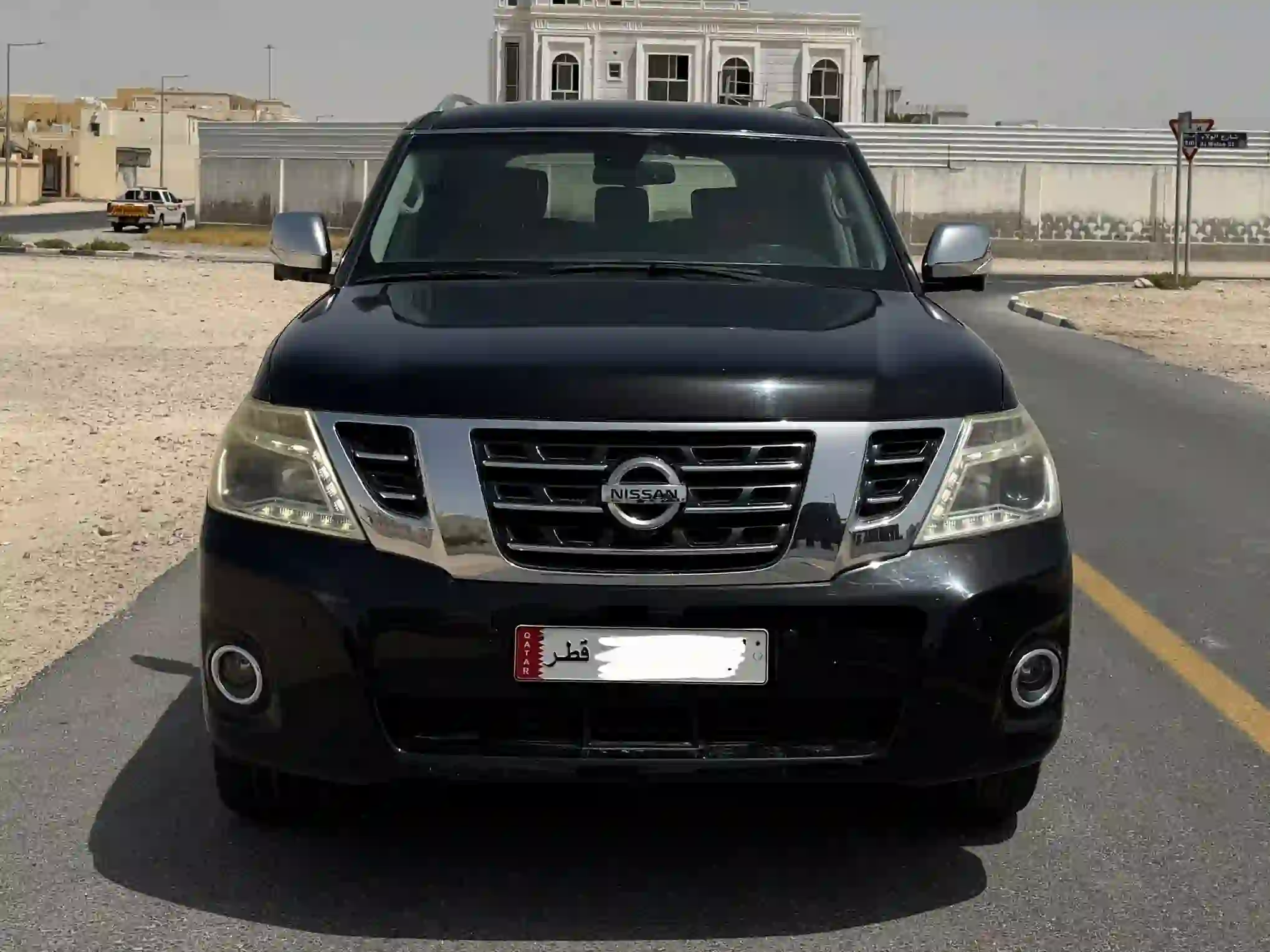 Nissan Patrol  Platinum 2014 - Image 2