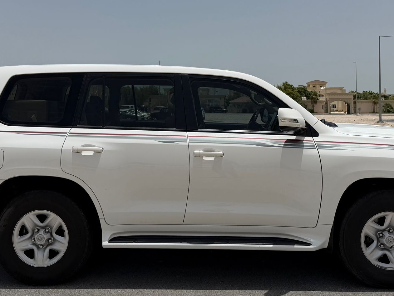 Toyota Land Cruiser GX.R 2020 - Image 4