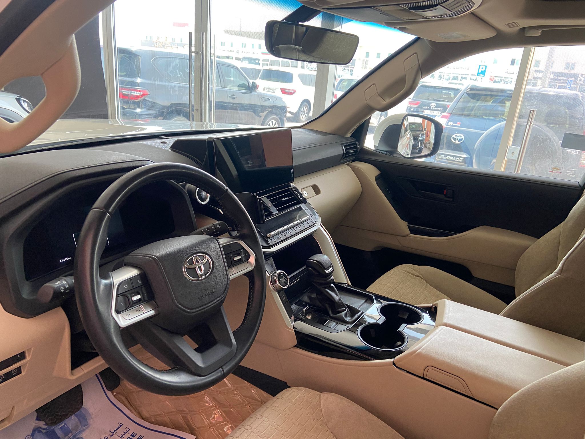 Toyota Land Cruiser GX.R 2025 - Image 2