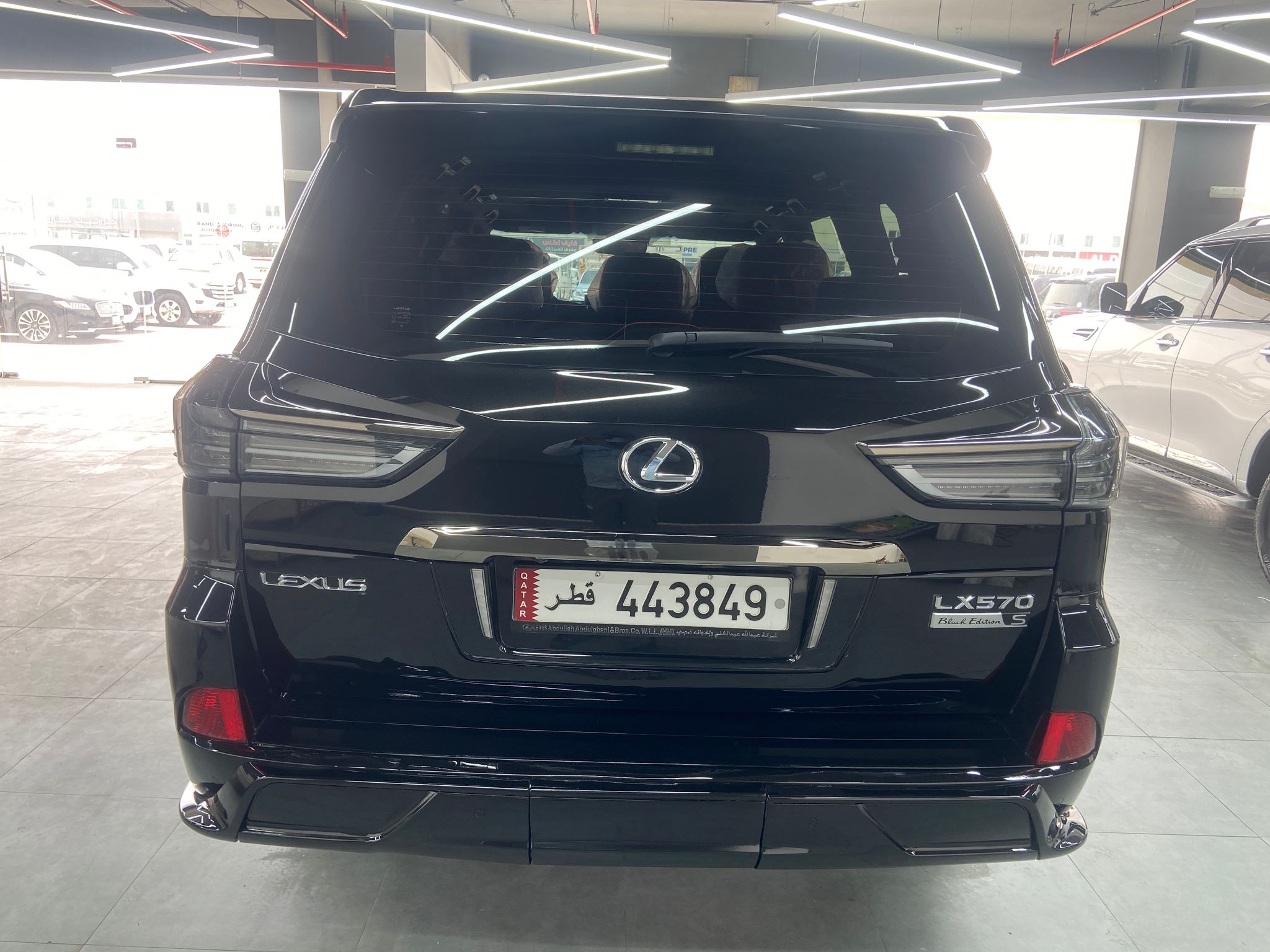 Lexus LX 570 S Black Edition 2020 - Image 3