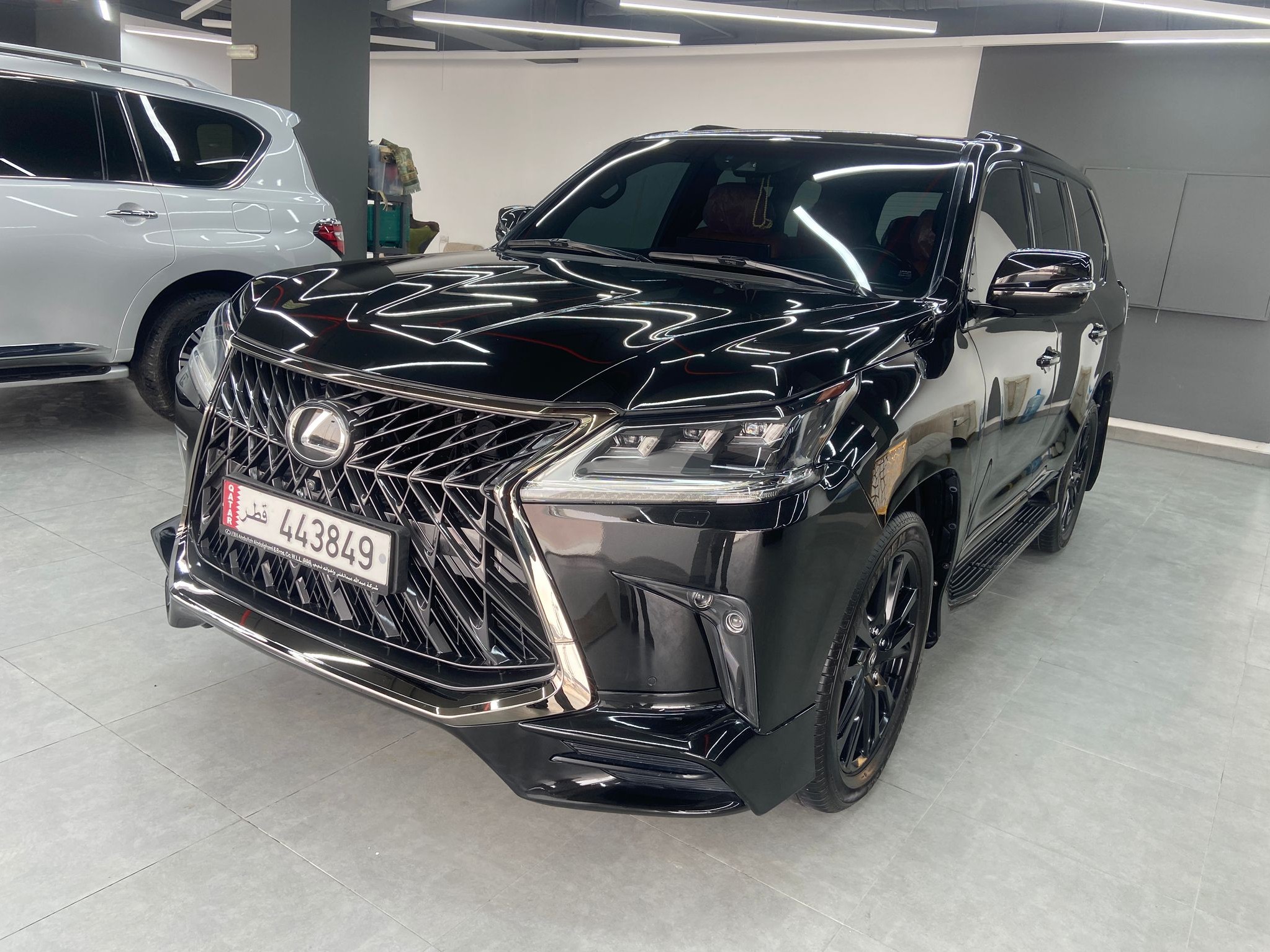 Lexus LX 570 S Black Edition 2020 - Image 2