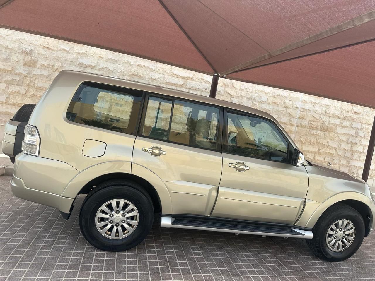 Mitsubishi Pajero 2013 - Image 3