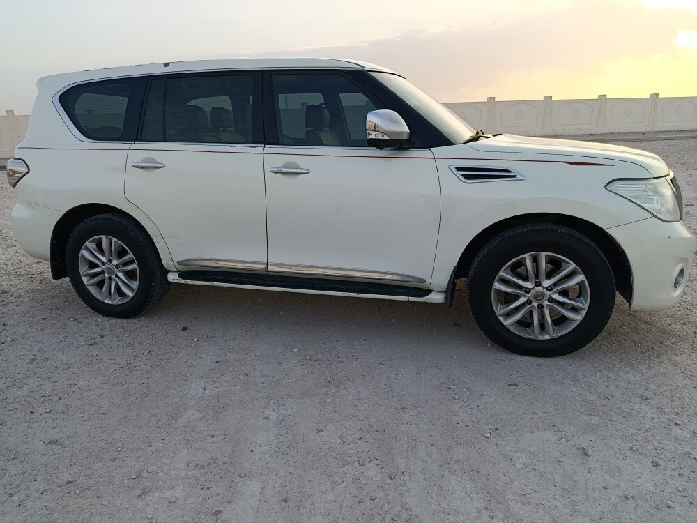 Nissan Patrol LE 2010 - Image 3