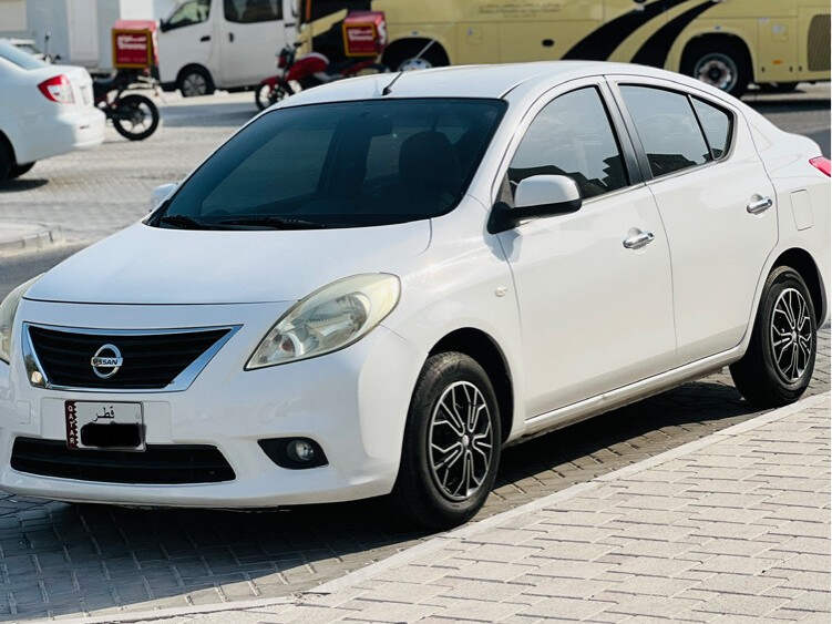 Nissan Sunny 2013