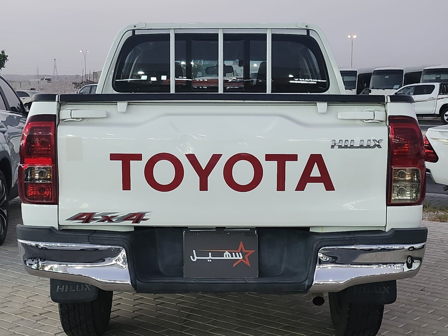 Toyota Hilux 4X4 2022 - Image 3