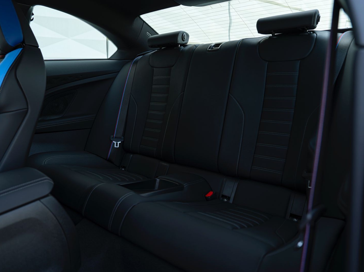 BMW M-Series 2  2024 - Image 3