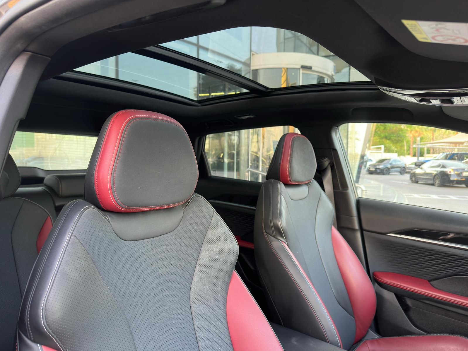 Geely  Coolray 2024 - Image 4