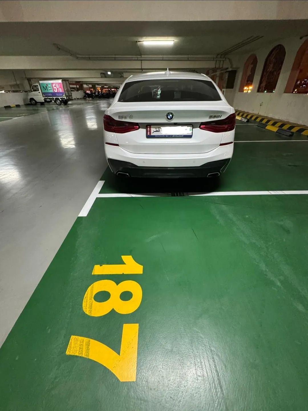 BMW 6-Series 630 i 2018 - Image 4