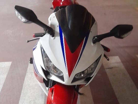 HONDA CBR  2012 - Image 3