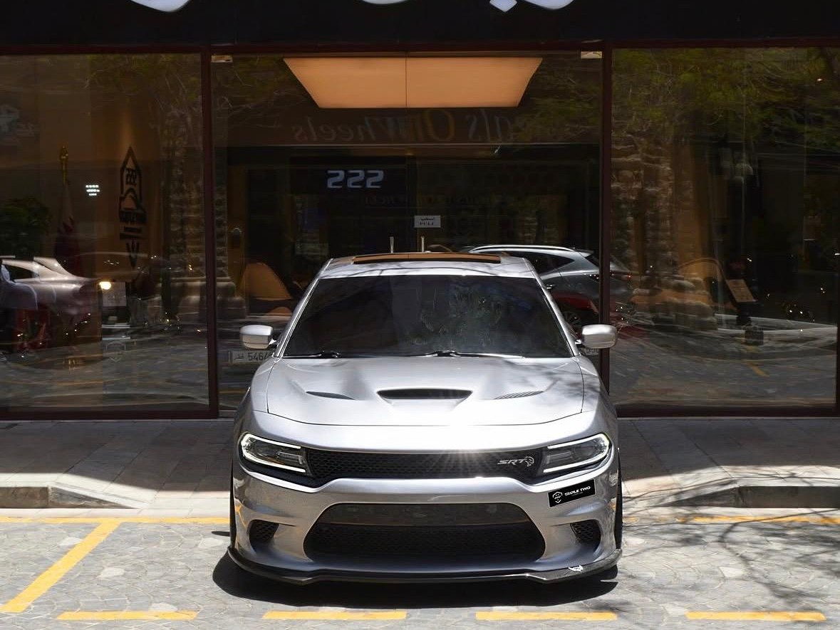 Dodge Charger SRT 2016 - Image 2