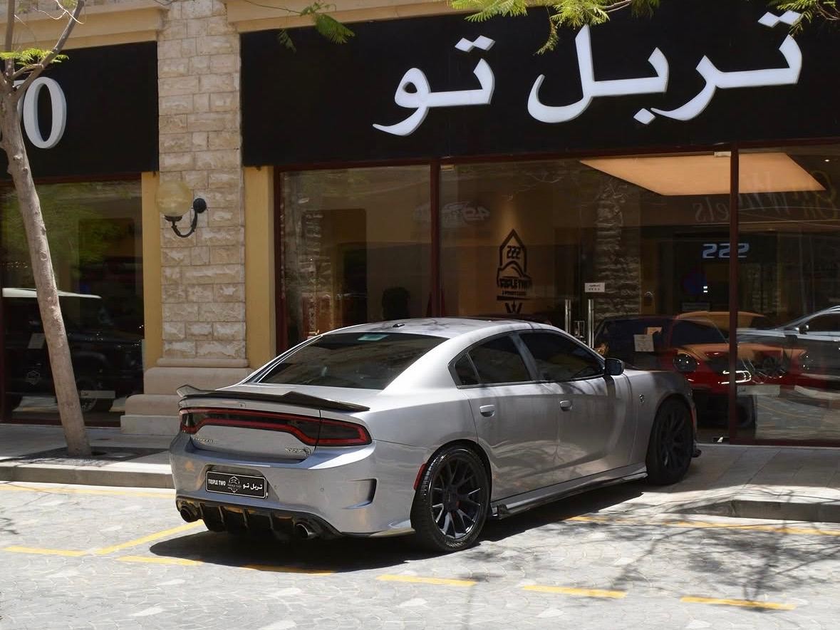 Dodge Charger SRT 2016 - Image 4