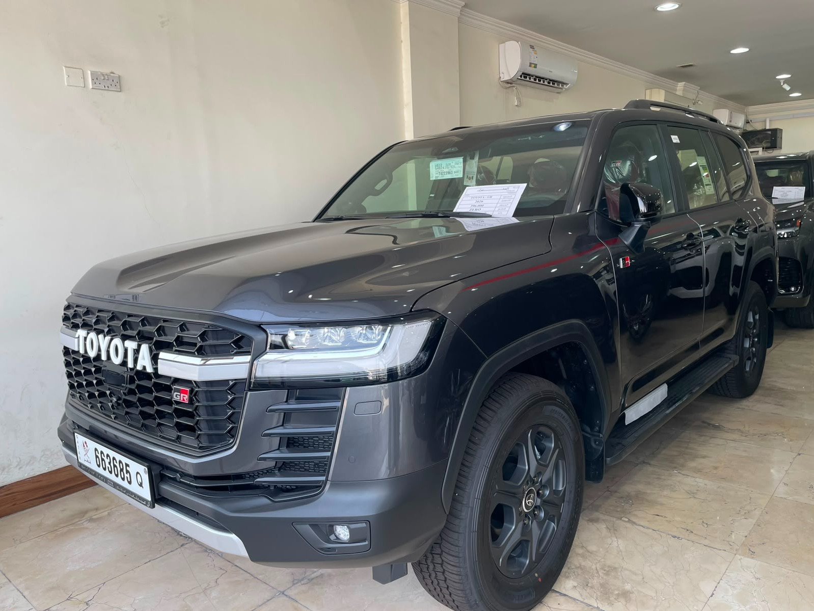 Toyota Land Cruiser G/R 2026